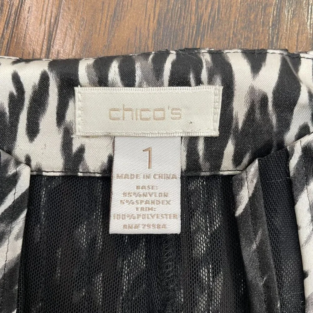 Chico's Jacket 1 Medium Gray Black Shutter Pleated Zip-Front 3/4 Sleeve